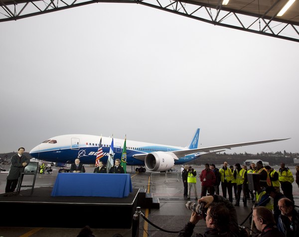 Долгожданный полет нового реактивного самолета, Боинга-787, состоялся во вторник. Фото: Stephen Brashear/Getty Images