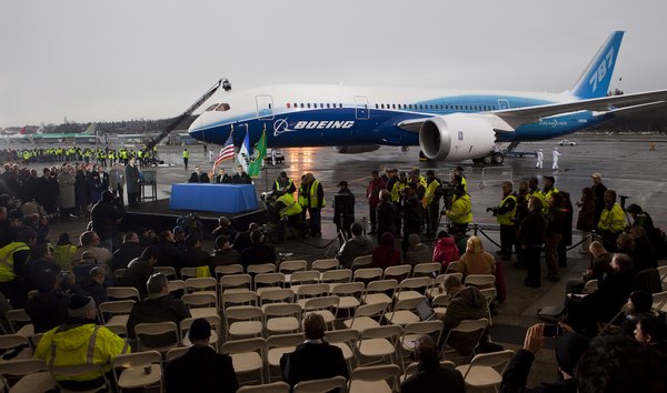 Долгожданный полет нового реактивного самолета, Боинга-787, состоялся во вторник. Фото: Stephen Brashear/Getty Images