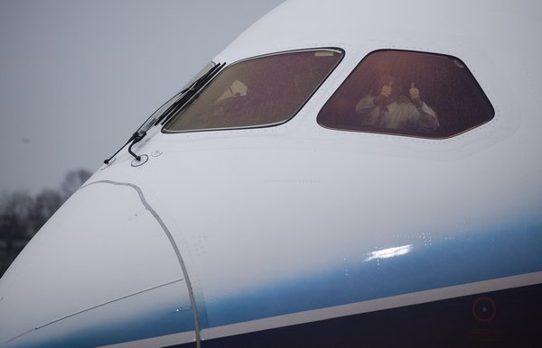 Долгожданный полет нового реактивного самолета, Боинга-787, состоялся во вторник. Фото: Stephen Brashear/Getty Images