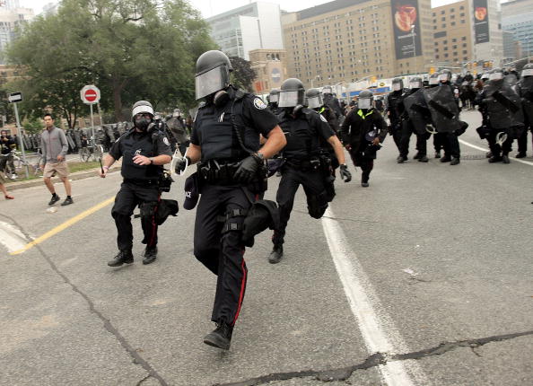 Саммит G20 был встречен беспорядками антиглобалистов в Торонто. Фото: Simon Hayter/Getty Images