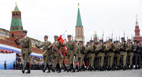 Генеральная репетиция Парада Победы прошла в Москве. Фоторепортаж. Фото: ALEXANDER NEMENOV/AFP/Getty Images