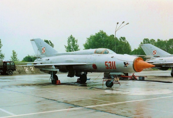 Фотогалерея военных самолетов 1985-1995 годов. Фото: Roel van Gestel