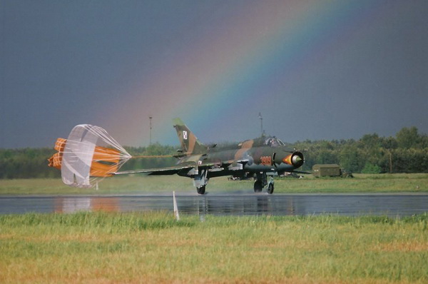 Фотогалерея военных самолетов 1985-1995 годов. Фото: Roel van Gestel