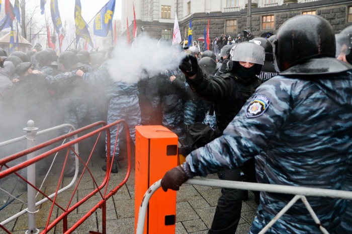 Массовые протесты на Украине из-за решения правительства заморозить переговоры о вступлении в Евросоюз. Фото: Фёдор Треногов