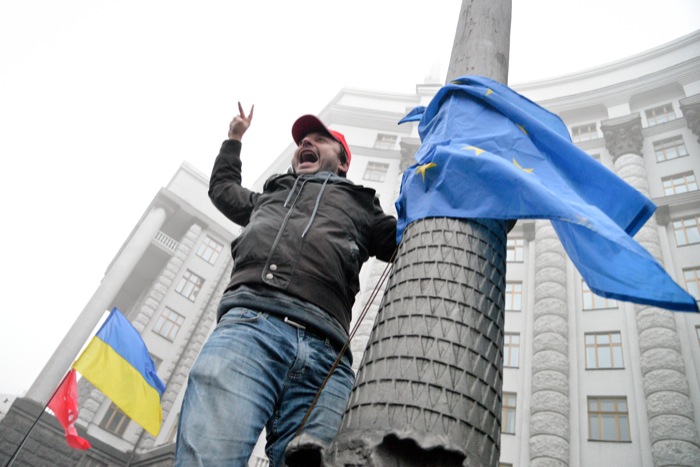 Массовые протесты на Украине из-за решения правительства заморозить переговоры о вступлении в Евросоюз. Фото: Фёдор Треногов