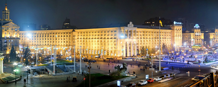 Вечерний Киев приглашает на прогулку. Фото: Фёдор Треногов