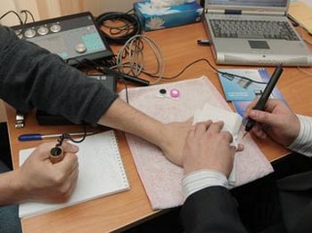 Тестирование на наркотики в школах переносится на октябрь. Фото с xakac.info 