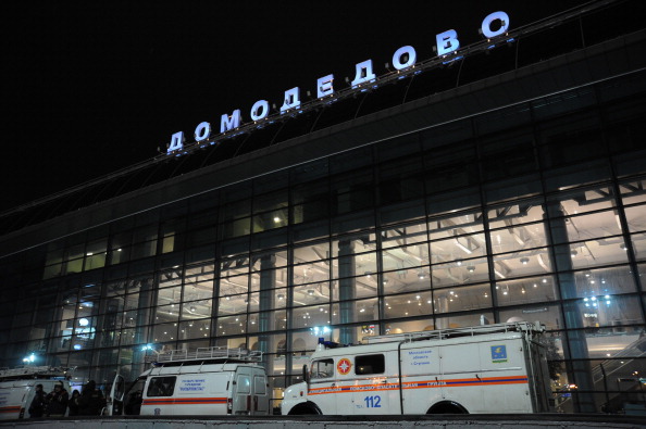 Теракт в Домодедово. Семьям погибших выплатят по 2 миллиона рублей. МЧС опубликовало список. Фото: Epsilon/Getty Images
