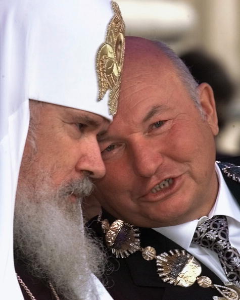 4 сентября 1999 год. Юрий Лужков: биография в фотографиях. Фото: ALEXANDER MEMENOV/AFP/Getty Images