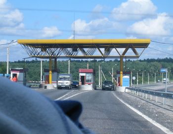 За первые сутки по платному участку дороги в Липецкой области  проехало более 7 тысяч автомобилей, в результате чего удалось собрать свыше 1 млн 150 тысяч рублей. Фото с сайта ganjafoto.ru