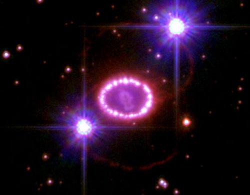 Фото: NASA/ESA/ P. Challis and R. Kirshner, Harvard-Smithsonian Center for Astrophysics