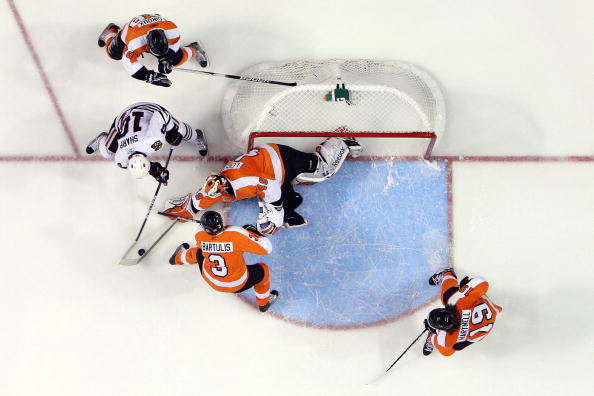 Филадельфия Флайерз - Чикаго Блэкхокс. Фото: Bruce BENNETT, Andre RINGUETTE, Al Bello, Jim McISAAC/Getty Images