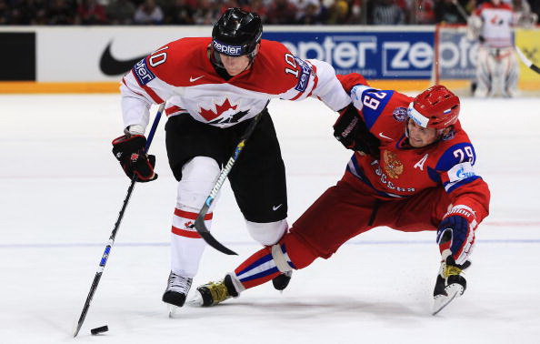 ЧМ-2010: Россия разгромила Канаду. Фото: Martin ROSE, Alexander NEMENOV/Bongarts/Getty Images