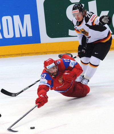 Россия - Германия. Фото: Martin ROSE, Alexander NEMENOV, Joe KLAMAR/Bongarts/Getty Images