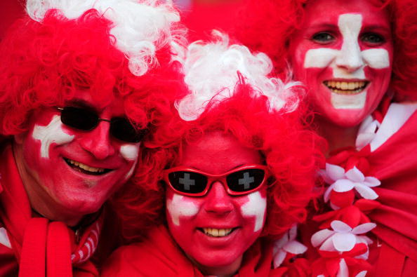 Чили – Швейцария. Фото: Ian WALTON, Phil COLE, Stuart FRANKLIN, Martin ROSE/Getty Images