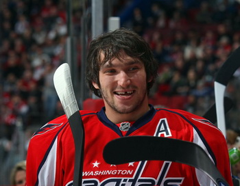 Александр Овечкин признан самым выдающимся игроком НХЛ. Фото: Bruce BENNETT/Getty Images