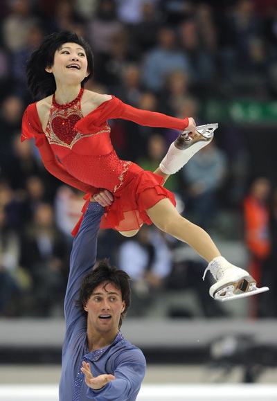 Юко Кавагути и Александр Смирнов. Фото: Yuri KADOBNOV/AFP/Getty Images