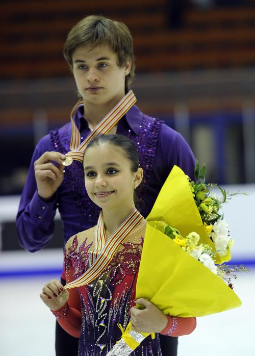 Выступление российских фигуристов Лины Фёдоровой и Максима Мирошкина на Чемпионате мира среди юниоров 28 февраля 2013 года в Милане, Италия. Фото: Claudio Villa/Getty Images
