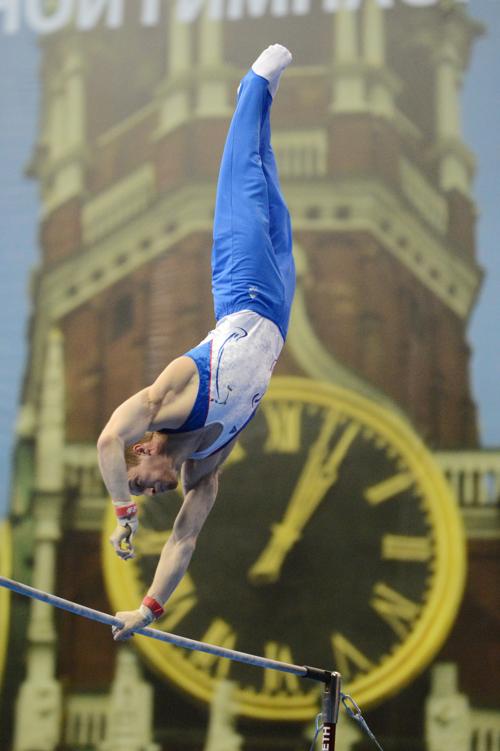 В Москве стартовал Чемпионат Европы с квалификации у мужчин 17 апреля 2013 года. Фото: NATALIA KOLESNIKOVA/AFP/Getty Images