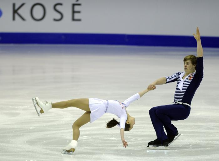 Российские фигуристы Камилла Гаинетдинова и Иван Бич на юниорском Чемпионате мира в Милане 27 февраля 2013 года. Фото: Claudio Villa/Getty Images