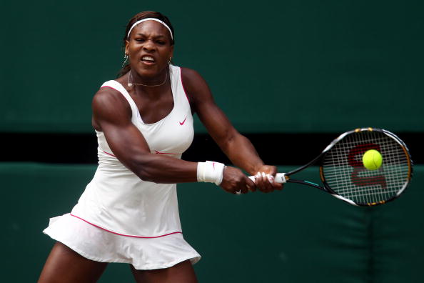 Вера Звонарева уступила Серене Уильямс в финале Уимблдона. Фото: Julian Finney/Getty Images