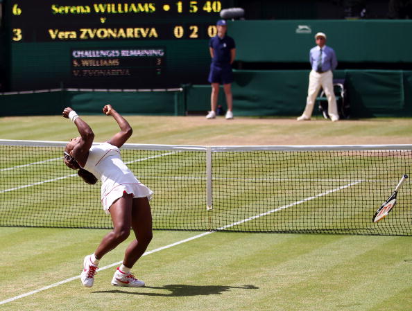 Вера Звонарева уступила Серене Уильямс в финале Уимблдона. Фото: Julian Finney/Getty Images