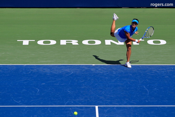 Саманта Стосур выиграла у китаянки Ли На третий круг турнира Rogers Cup в Торонто. Фото: Chris Trotman/Getty Images