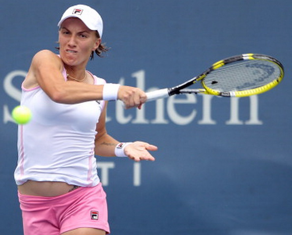 Светлана Кузнецова вышла во второй круг чемпионата Southern Open в Цинциннати. Фото: Elsa/Getty Images