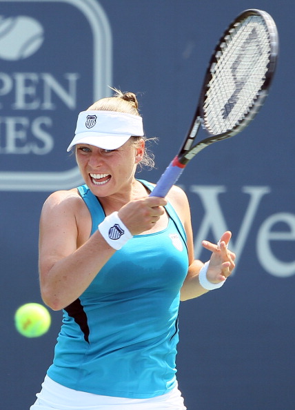Вера Звонарева вышла в третий круг турнира Western & Southern Open в Цинциннати. Фото: Elsa/Getty Images