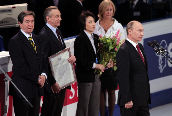 Владимир Путин посетил торжественное открытие  Чемпионата мира  по фигурному катанию 2011. Фото: Oleg Nikishin/Epsilon/Getty Images