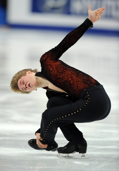 ЧМ по фигурному катанию.  Мужская короткая программа.  Фото:  ALEXANDER NEMENOV/YURI KADOBNOV/AFP/Getty Images