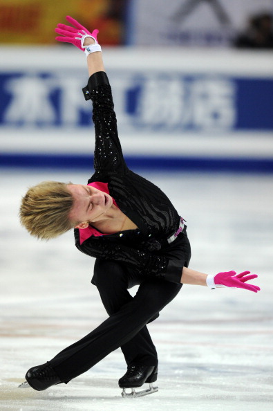 ЧМ по фигурному катанию.  Мужская короткая программа.  Фото:  ALEXANDER NEMENOV/YURI KADOBNOV/AFP/Getty Images