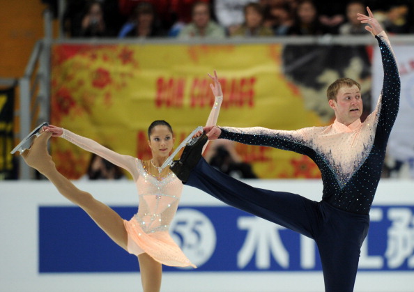 ЧМ-2011 по фигурному катанию. В короткой программе Татьяна Волосожар и Максим Траньков заняли третье место. Фото:  ALEXANDER NEMENOV/YURI KADOBNOV/AFP/Getty Images