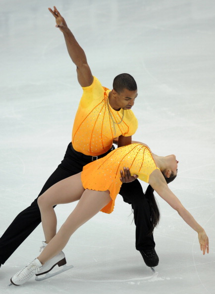 ЧМ-2011 по фигурному катанию. Короткая программа спортивных пар