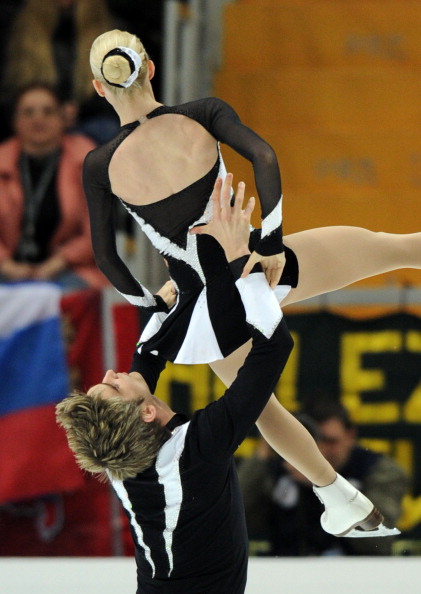 ЧМ-2011 по фигурному катанию. Короткая программа спортивных пар