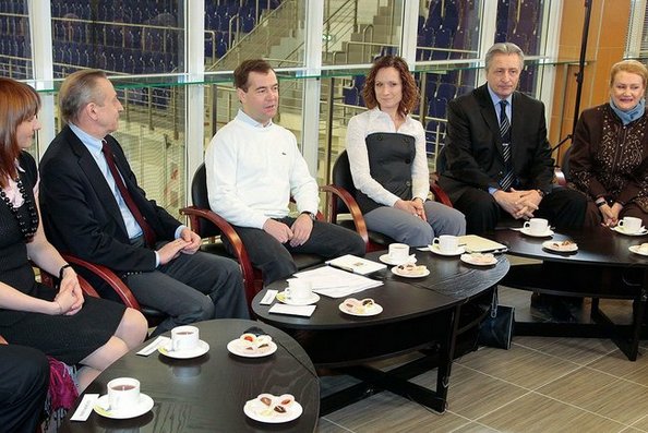 Дмитрий Медведев посетил  новый многофункциональный спортивный комплекс «Янтарь» в Строгино. Фото с сайта kremlin.ru