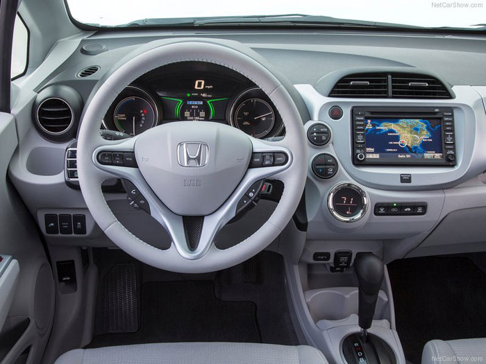 Салон Honda Fit EV. Фото: netcarshow.com
