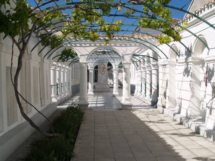 Дворик в Евпаторийских Кенассах. Фото: Иван Пантелеев/commons.wikimedia.org