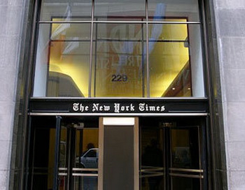 Здание The New York Times. Фото пользователя Alterego с сайта wikipedia.org