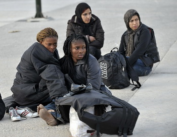 Иммигранты в Германии. Фото: ARIS MESSINIS/AFP/Getty Images