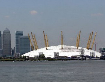 Арена O2. Фото пользователя Adrian Pingstone с сайта wikimedia.org