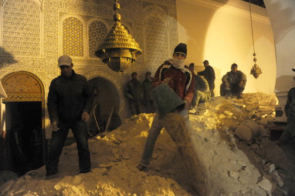 Обрушение минарета в Марокко: погибли десятки человек. Фото: ABDELHAK SENNA/AFP/Getty Images