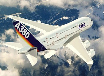 Авиакомпания Hong Kong Airlines, принадлежащая КНР, планирует приобрести десять аэробусов А380. Фото с wallpampers.ru