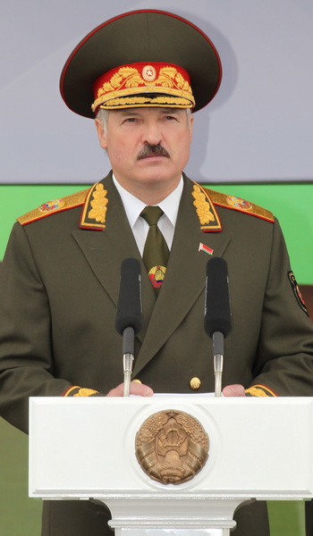 Лукашенко пообещал освободить всех политзаключенных. Фото: NIKOLAI PETROV/AFP/Getty Images