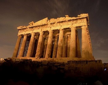 Возможно, излюбленный туристами Акрополь скоро будет сдан в аренду. Фото:  stern.de