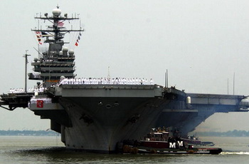 Авианосец Theodore Roosevelt ВМС США. Фото: Mike Heffner/Getty Images 