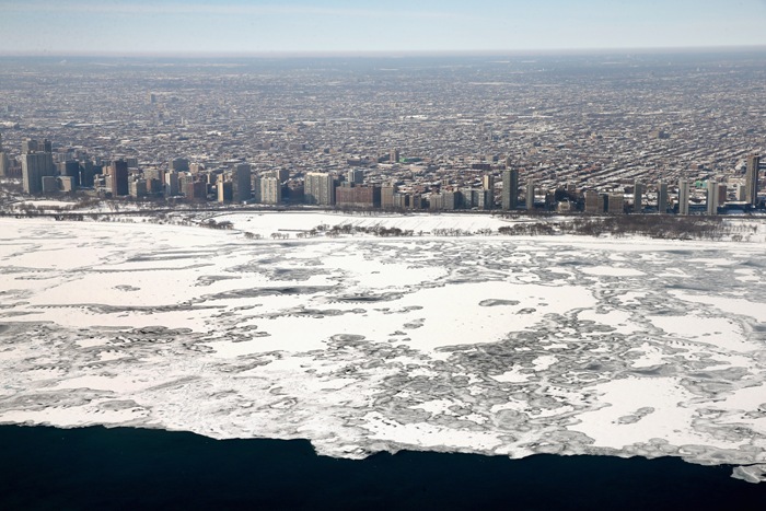 Озеро Мичиган, США. Февраль 2014 года. Фото: Scott Olson/Getty Images