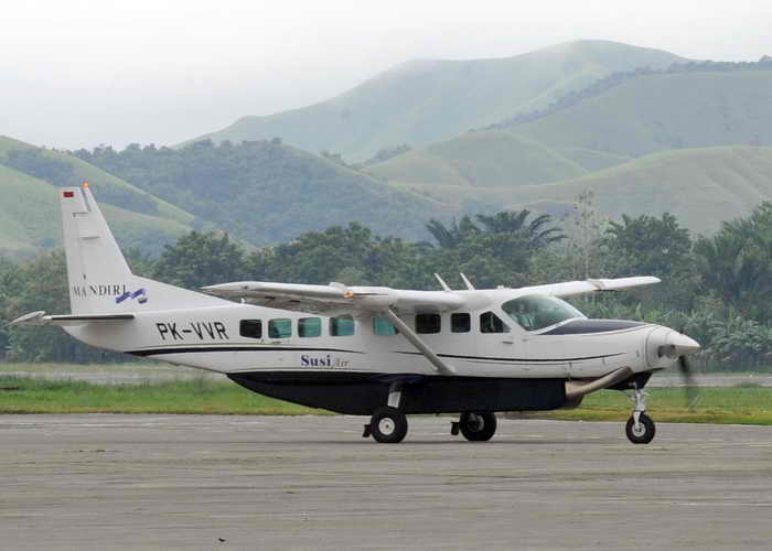  Cessna Grand Caravan самолёт компании Cessna Aircraft. На авиасалоне МАКС 2013, которой будет работать с 27 августа по 1 сентября на аэродроме в Жуковском будет представлен новый самолёт Grand Caravan EX. Фото: ROMEO GACAD/AFP/Getty Images