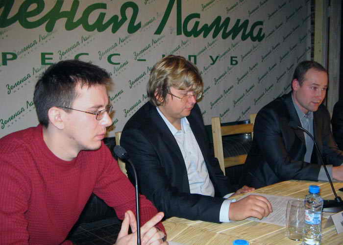А. Беляев, Е. Коновалов, А. Канюков. Фото: Татьяна Петрова/Великая Эпоха (The Epoch Times)