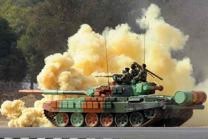 Танк Т-72. Фото: RAVEENDRAN/AFP/Getty Images